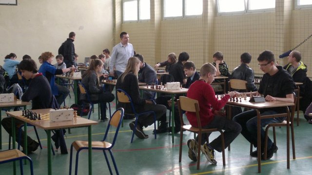 10_turniej_szachowy